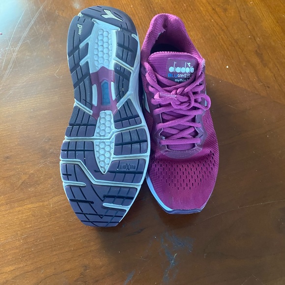 Diadora women mythos blushield - Picture 10 of 10